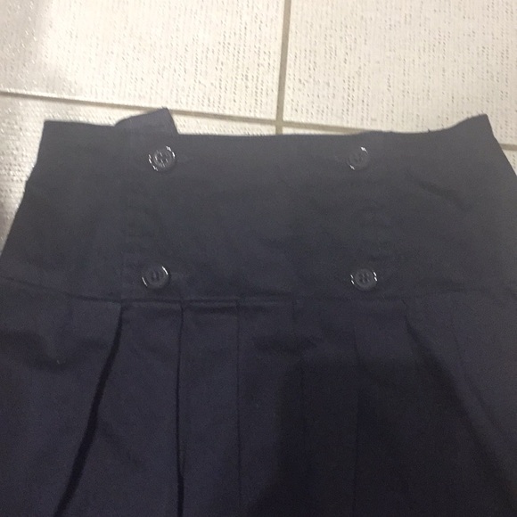 Skirt - Picture 2 of 3